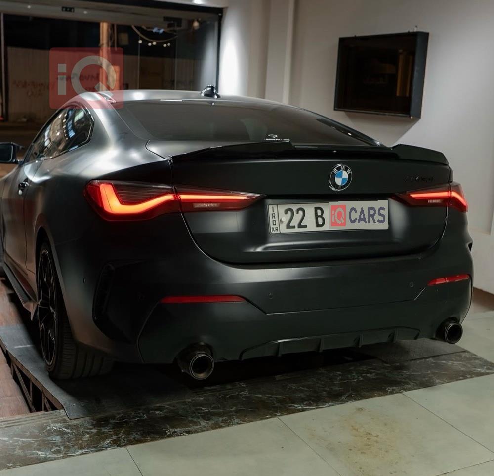 بی ئێم دەبڵیو 4 سیریەس